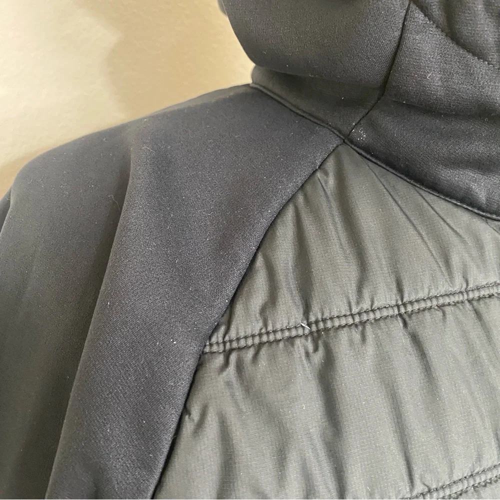 Nike Men's Black Hooded Partial Quilted Puffer Jacket Size Large Outdoor Active - Picture 10 of 16